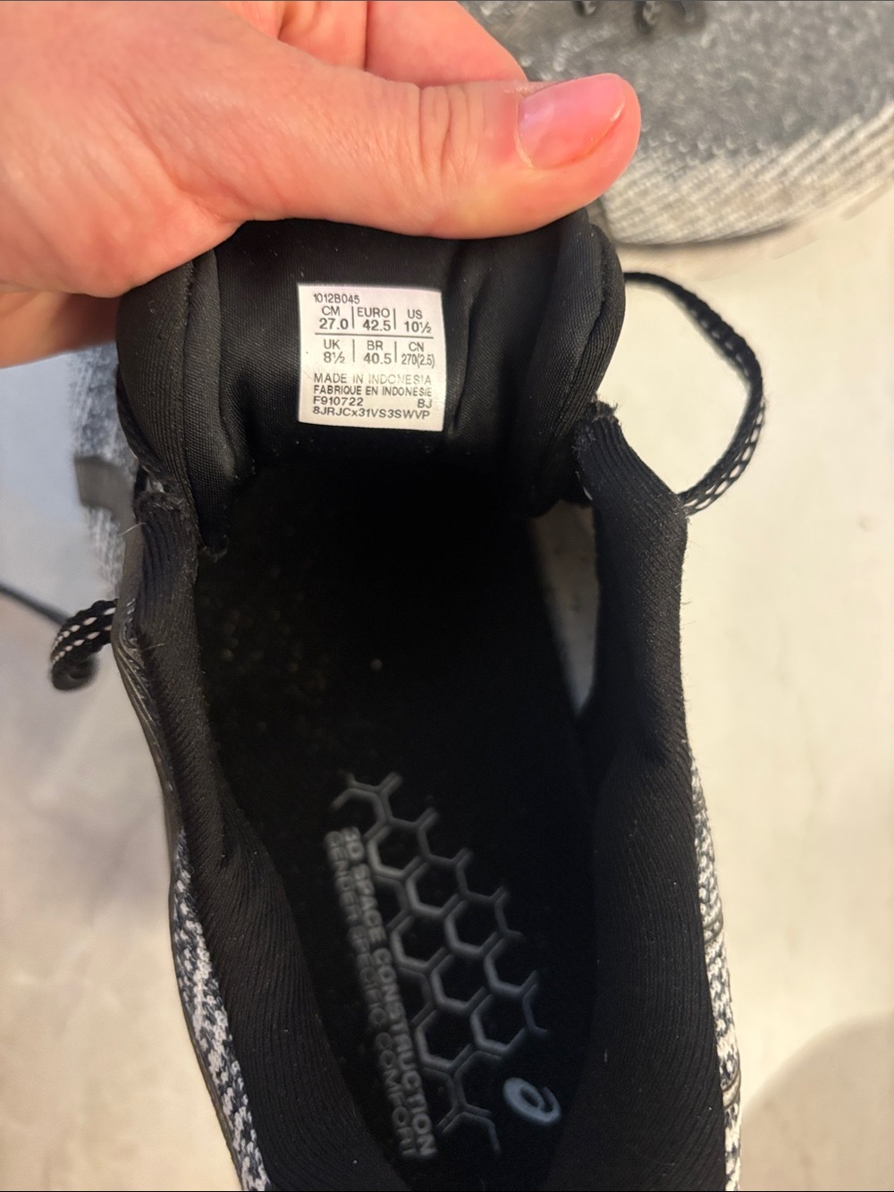 ASICS GT-2000 sneakers - Picture 3 of 3